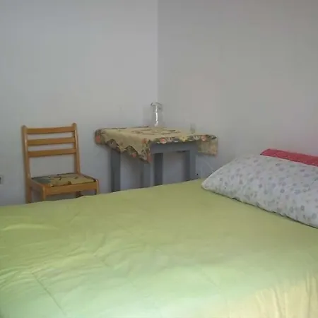 Arrieta Sleeps 4 Wifi 아파트